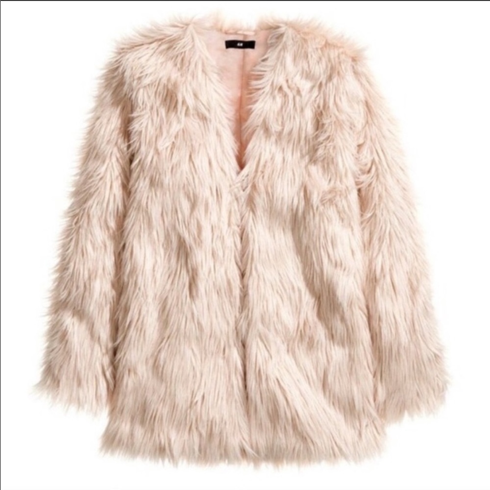 ♥️H&M Pink Fux Fur Coat♥️